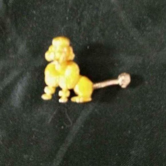 VTG PERIOD STYLE POODLE GOLD TONE/ YELLOW ENAMEL PAINT CLEAR RHINESTONE EYES - Picture 3 of 5